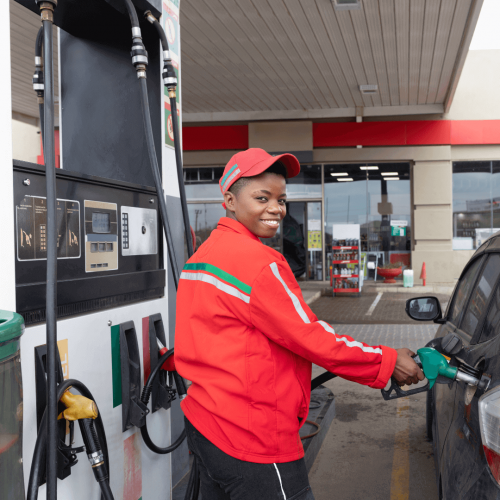 l'employée de station service